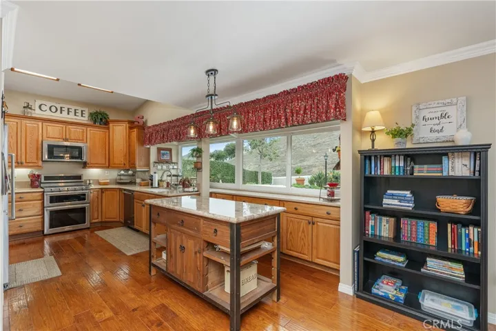 3247 Oakcreek Road, Chino Hills, California 91709