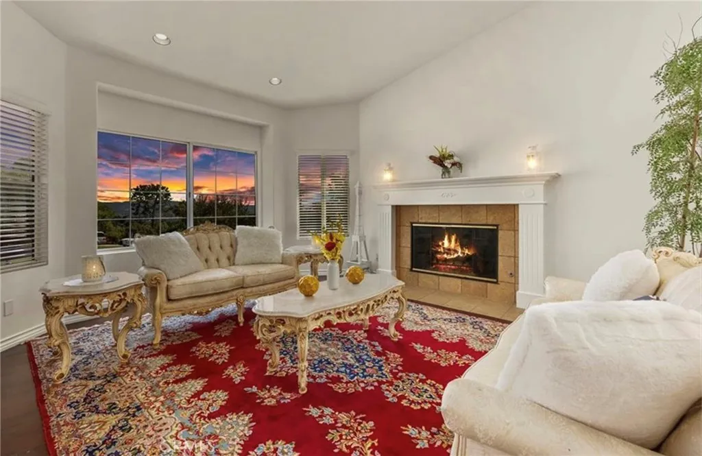 4885 Via Del Cerro, Yorba Linda, California 92887 home-pic-5