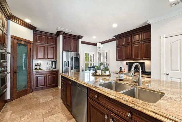 10-web-or-mls-068A9609