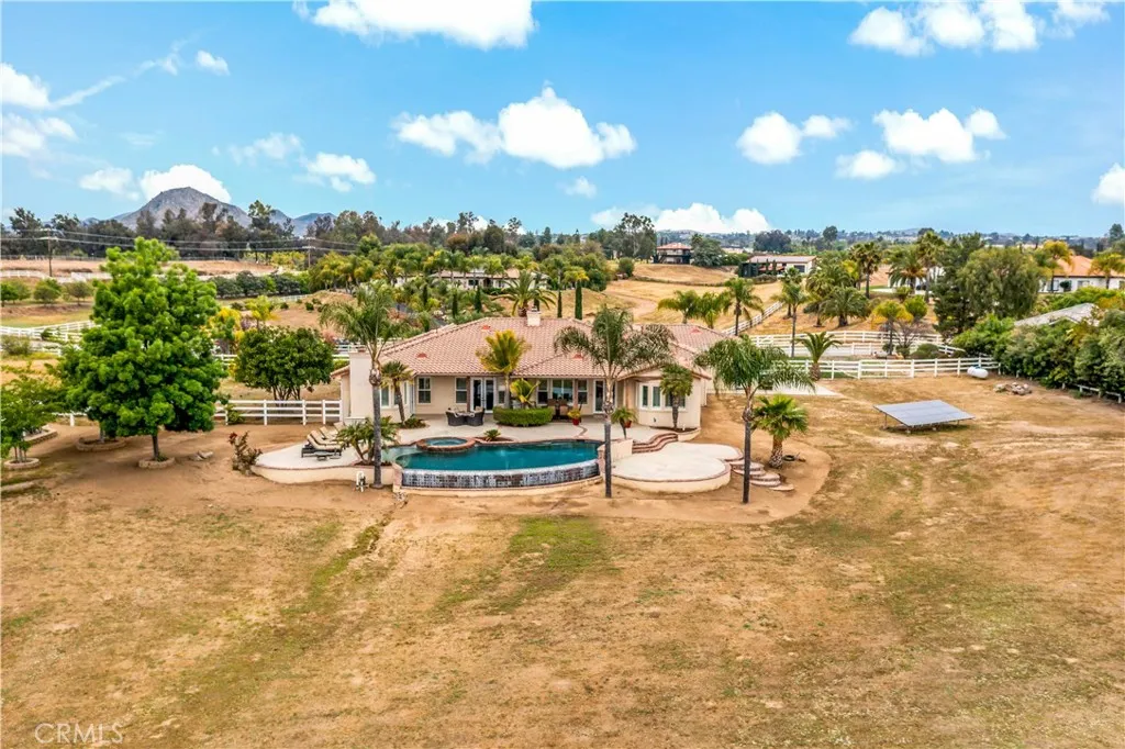 39415 Calle Anita, Temecula, California 92592 home-pic-67