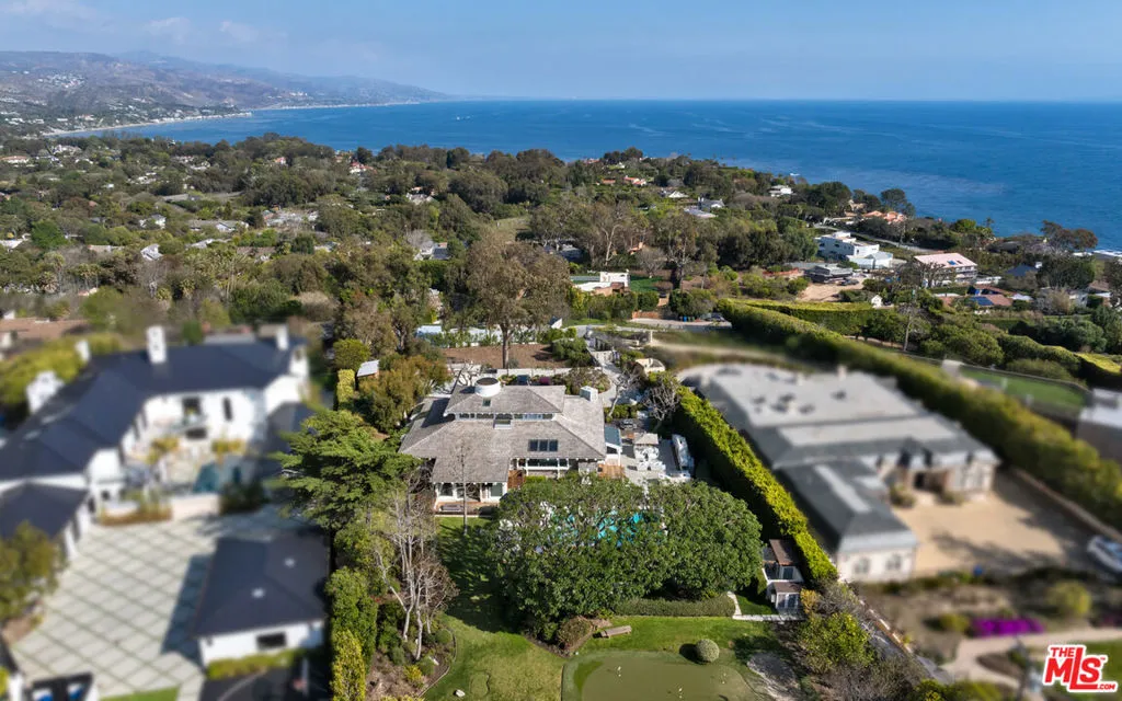 7111 Grasswood Avenue, Malibu, California 90265, 4 Bedrooms Bedrooms, ,6 BathroomsBathrooms,Residential,For Sale,Grasswood,25504817