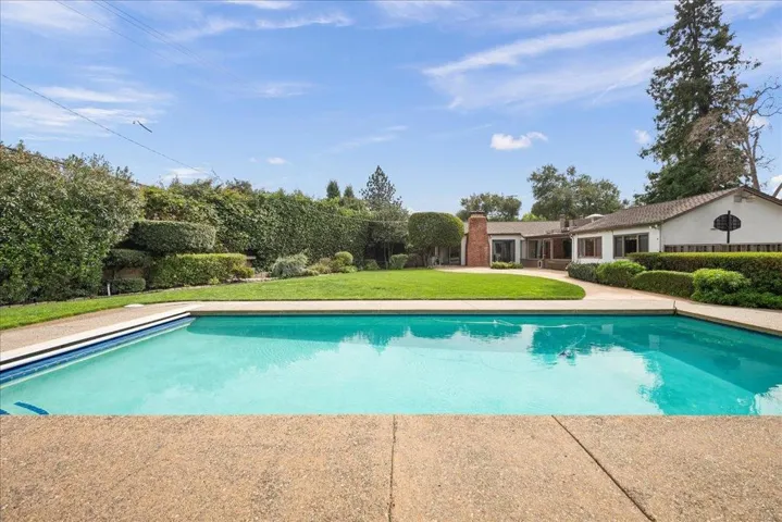 1585 Dry Creek Road, Campbell, California 95008