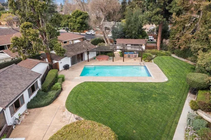 1585 Dry Creek Road, Campbell, California 95008