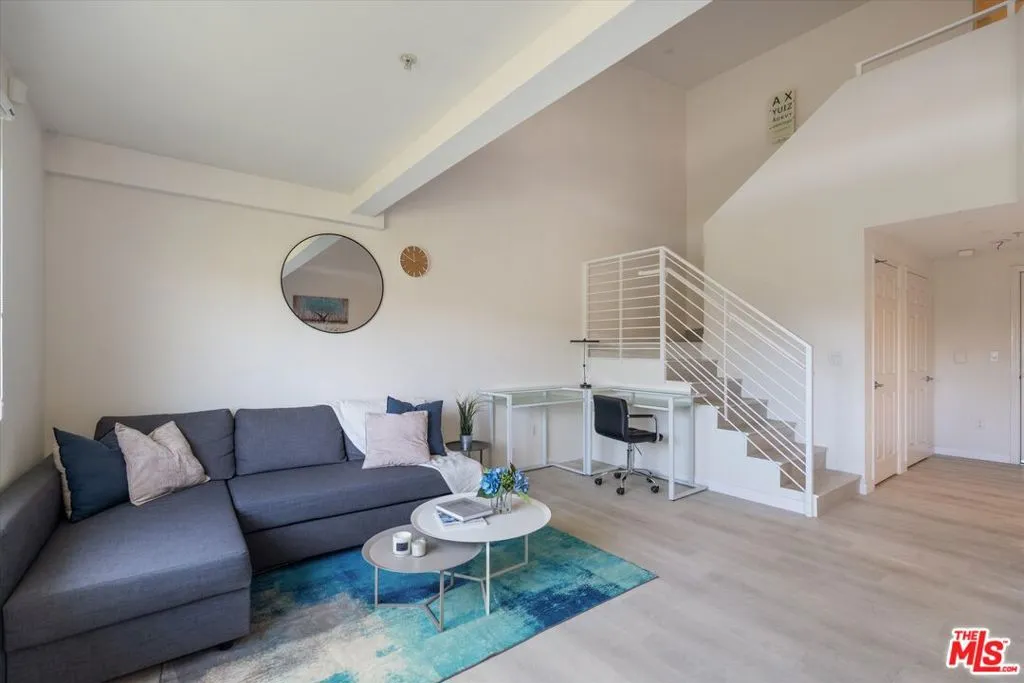 13200 Pacific Promenade 420, Playa Vista, California 90094 home-pic-1