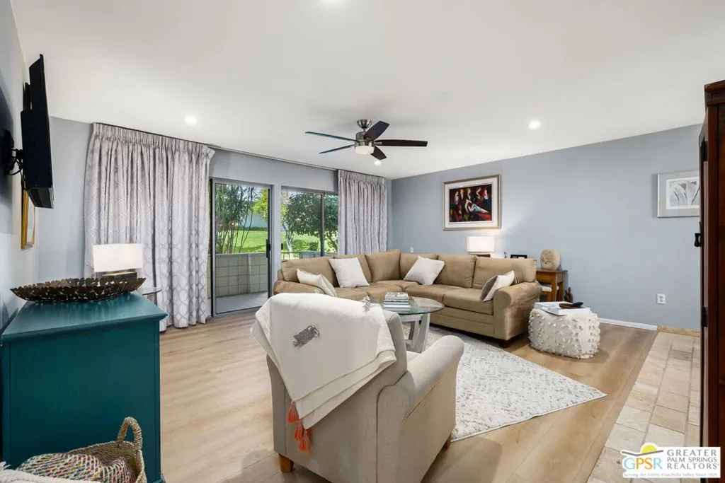 2393 S Skyview Drive 1, Palm Springs, California 92264 home-pic-3