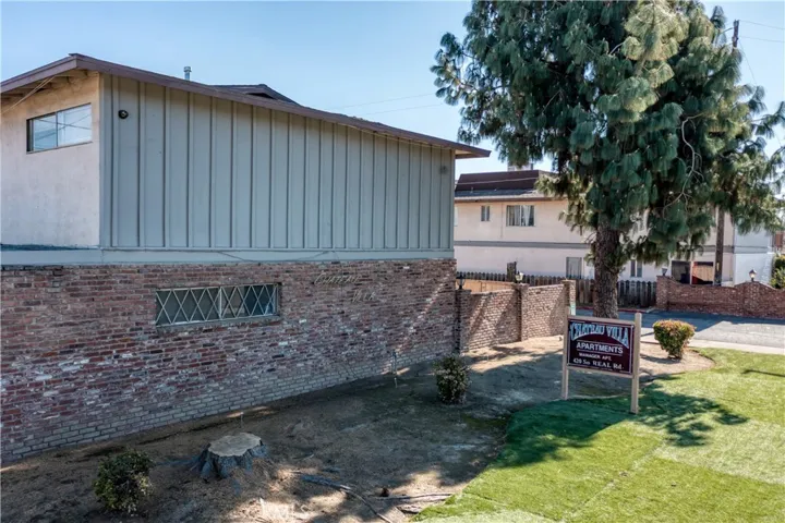 420 S Real Road, Bakersfield, California 93309