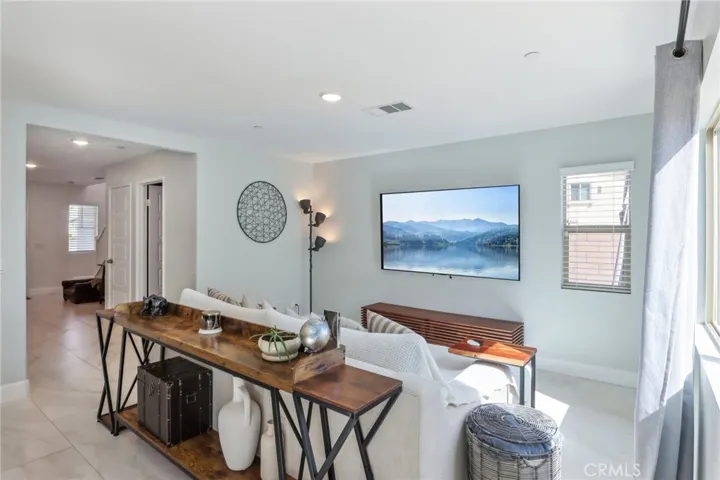 32901 Middlegate Place, Lake Elsinore, California 92530