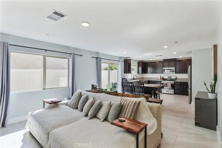 32901 Middlegate Place, Lake Elsinore, California 92530