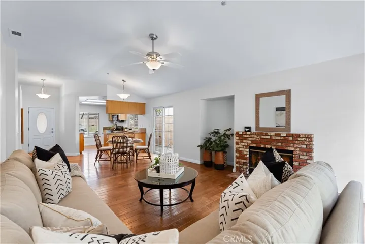 5351 Tenderfoot Drive, Fontana, California 92336