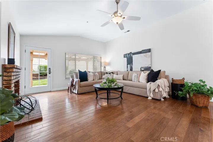 5351 Tenderfoot Drive, Fontana, California 92336