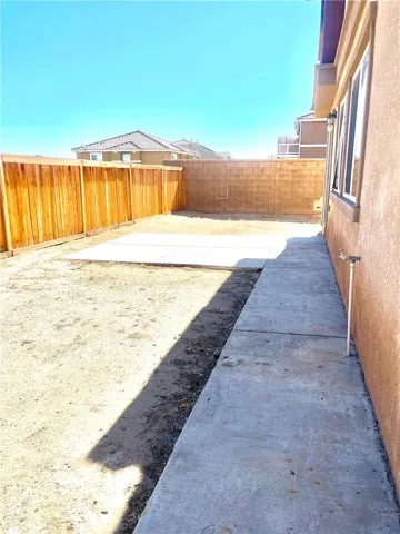 13118 Cerritos Court, Hesperia, California 92344