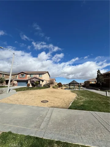 13118 Cerritos Court, Hesperia, California 92344