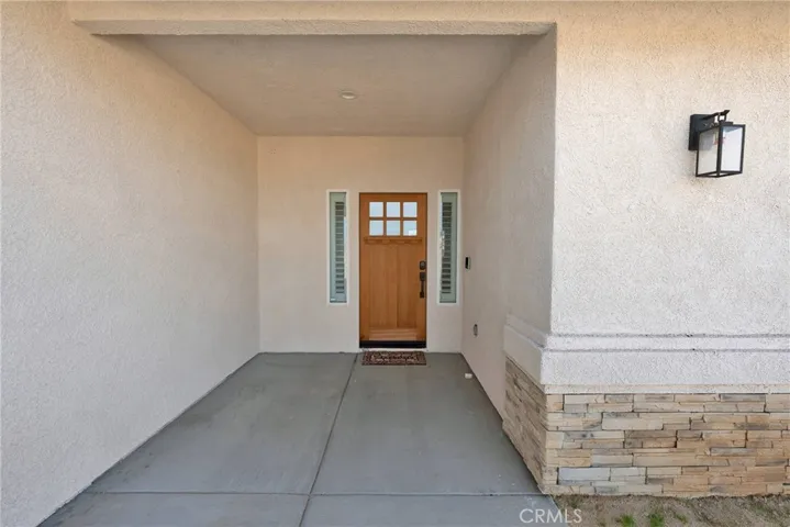 22445 Pacific Street, Apple Valley, California 92308