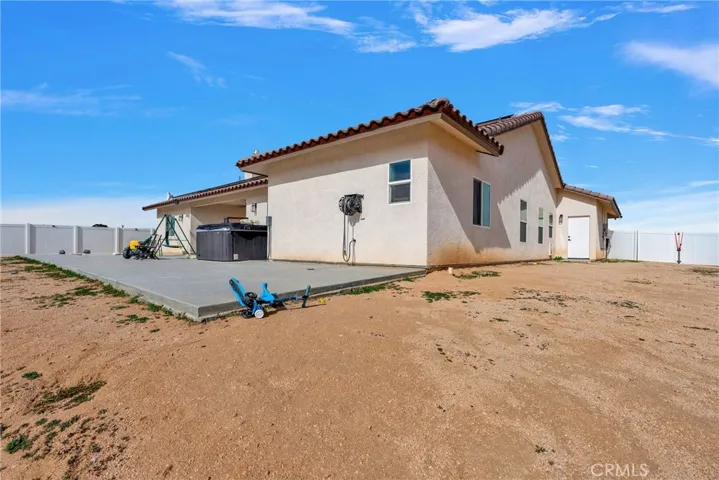 22445 Pacific Street, Apple Valley, California 92308