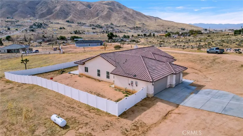 22445 Pacific Street, Apple Valley, California 92308