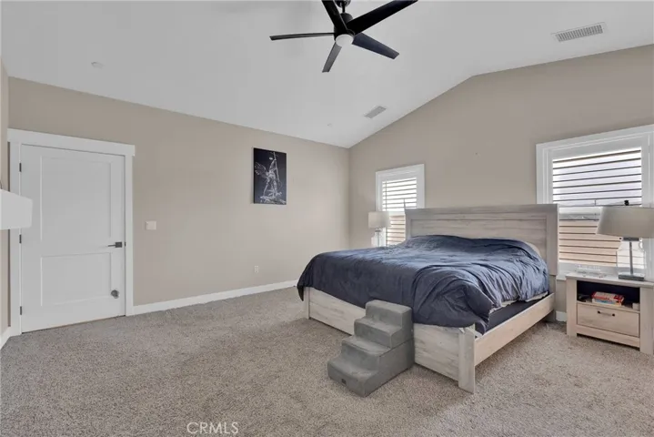 22445 Pacific Street, Apple Valley, California 92308