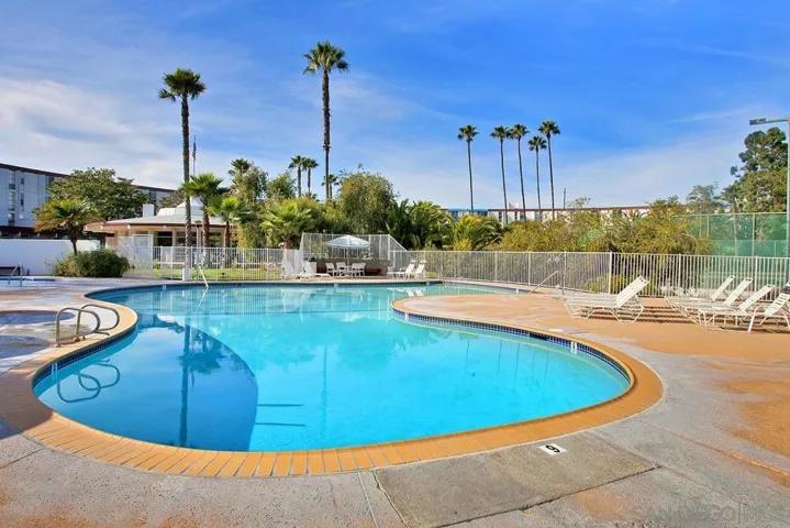 3050 Rue D’ Orleans 491, San Diego, California 92110
