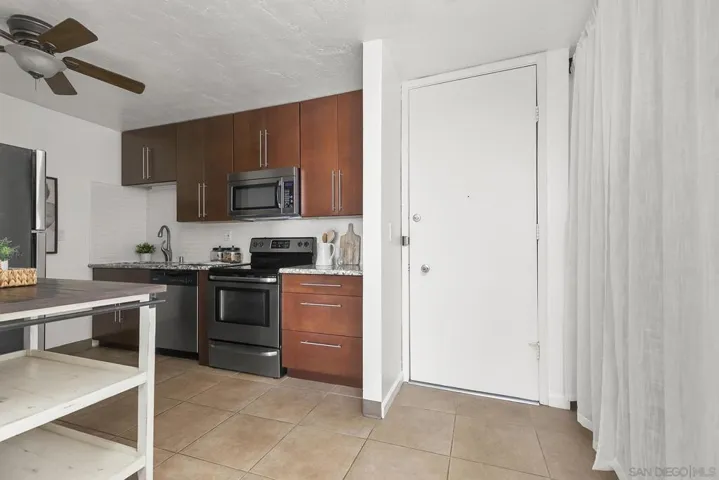 3050 Rue D’ Orleans 491, San Diego, California 92110