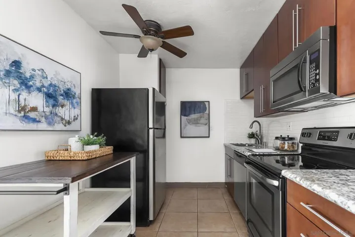 3050 Rue D’ Orleans 491, San Diego, California 92110