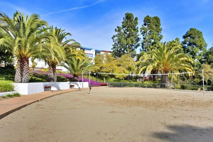 3050 Rue D’ Orleans 491, San Diego, California 92110