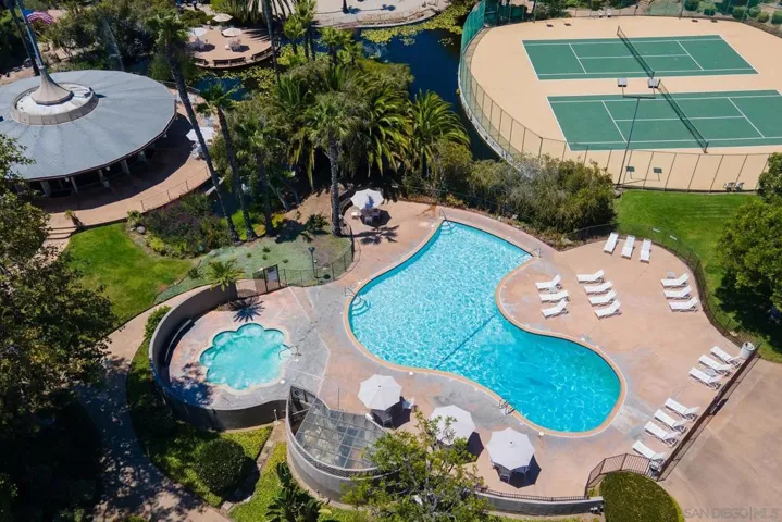 3050 Rue D’ Orleans 491, San Diego, California 92110