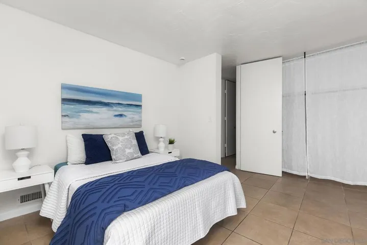 3050 Rue D’ Orleans 491, San Diego, California 92110