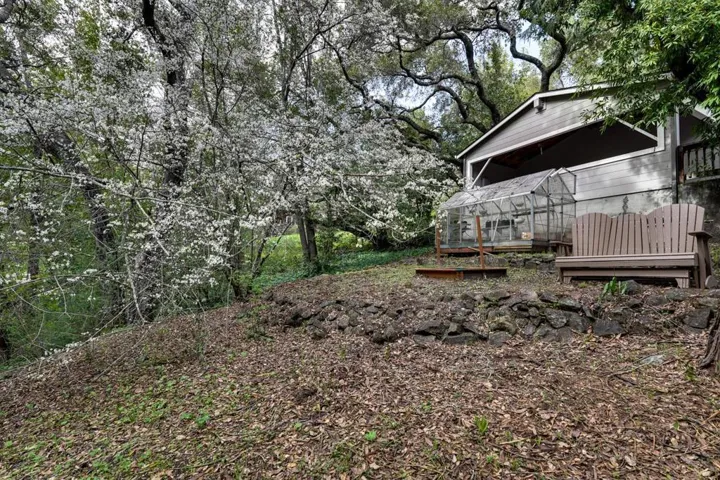 150 Otis Avenue, Woodside, California 94062