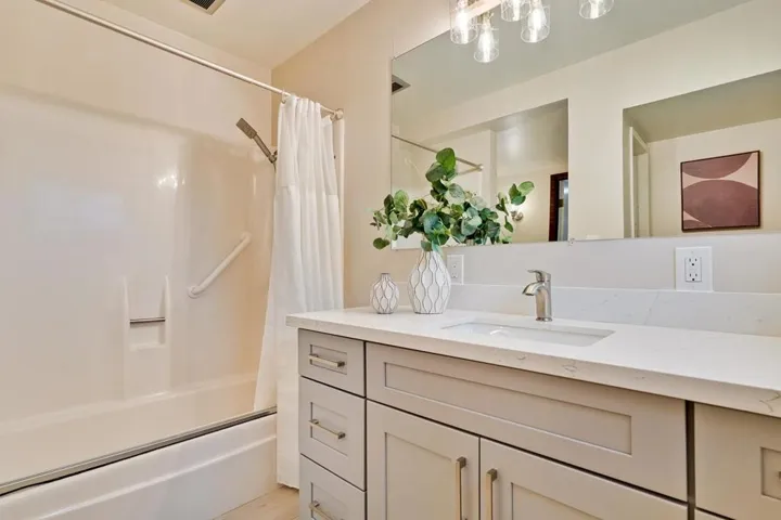 150 Otis Avenue, Woodside, California 94062
