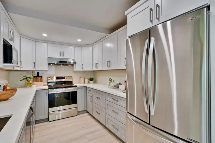 150 Otis Avenue, Woodside, California 94062