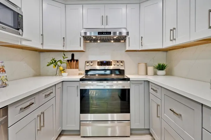 150 Otis Avenue, Woodside, California 94062