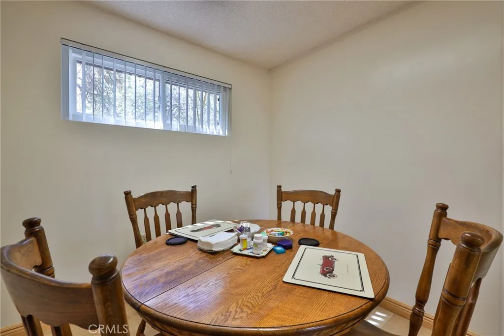 22945 Redwood Way, Crestline, California 92325 home-pic-26