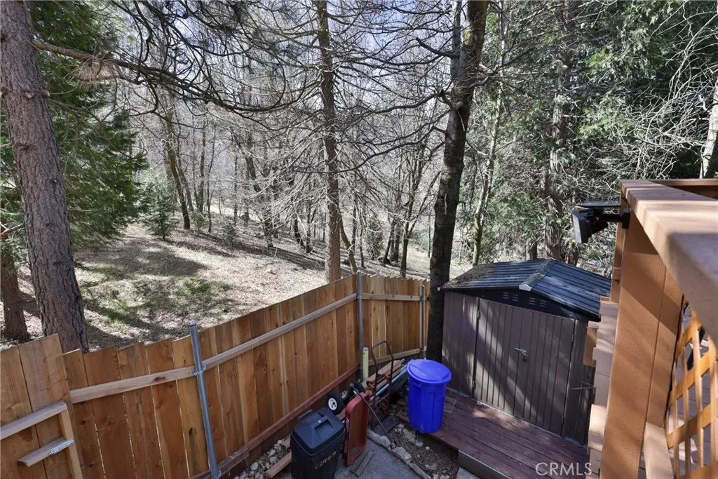 22945 Redwood Way, Crestline, California 92325 home-pic-38