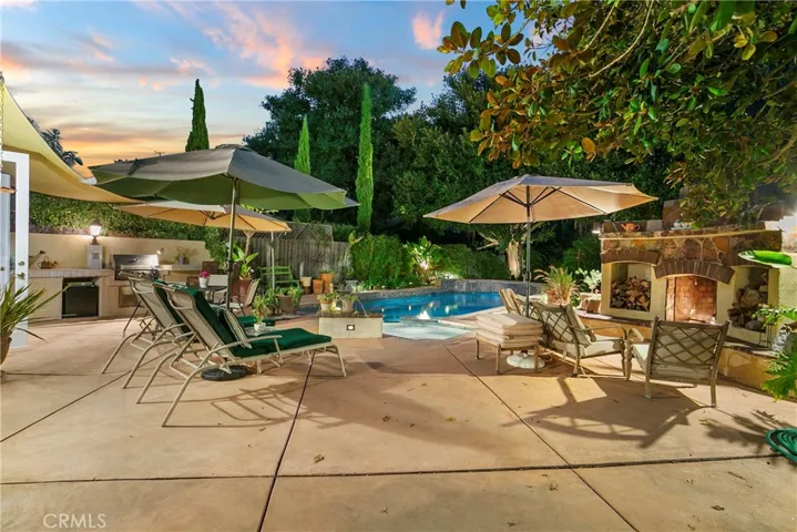 18 Oakcliff Drive, Laguna Niguel, California 92677