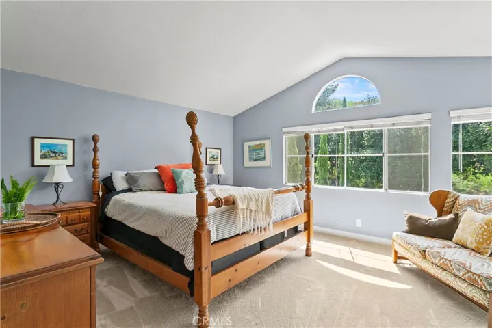 18 Oakcliff Drive, Laguna Niguel, California 92677
