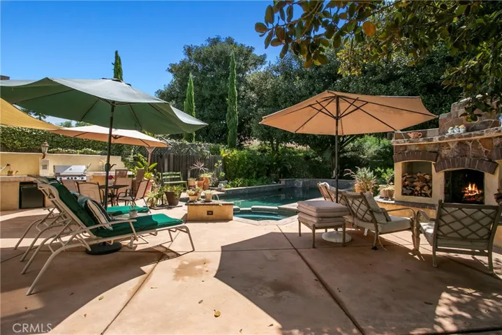 18 Oakcliff Drive, Laguna Niguel, California 92677