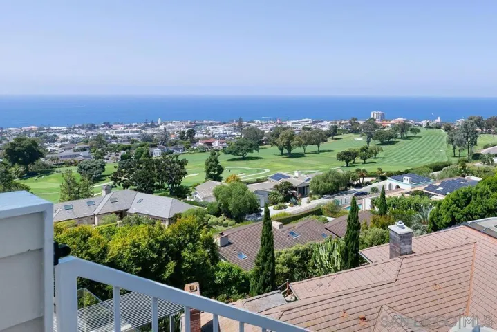 7272 Country Club Dr, La Jolla, California 92037