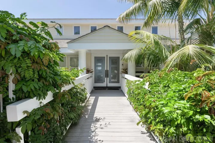 7272 Country Club Dr, La Jolla, California 92037