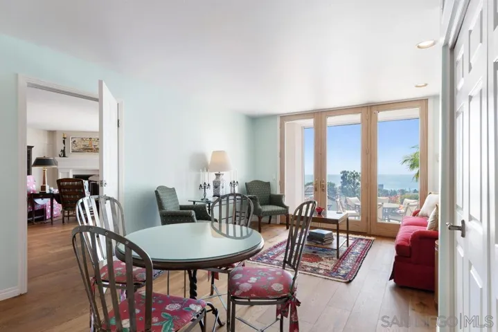 Separate Entrance Service/Guest Quarters