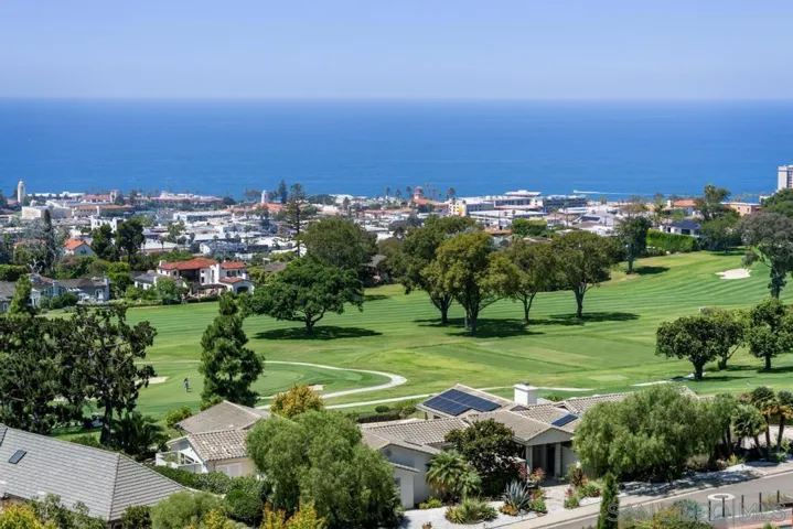 7272 Country Club Dr, La Jolla, California 92037