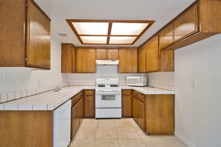 425 Sierra Street, El Segundo, California 90245