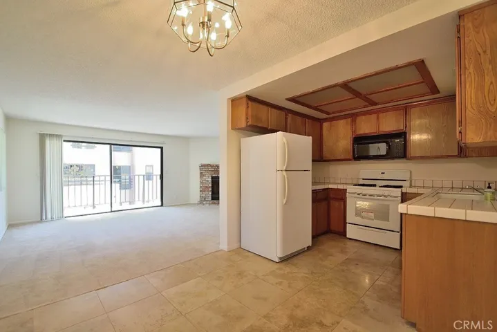 425 Sierra Street, El Segundo, California 90245