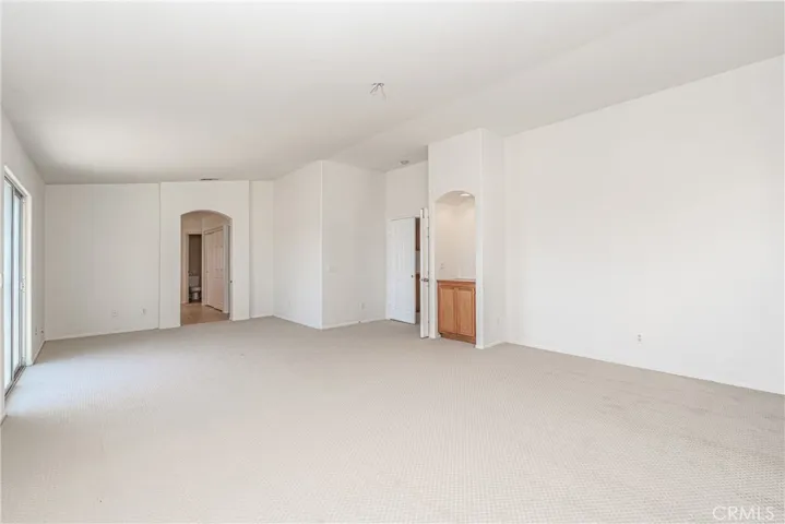27 Ponte Loren, Lake Elsinore, California 92532