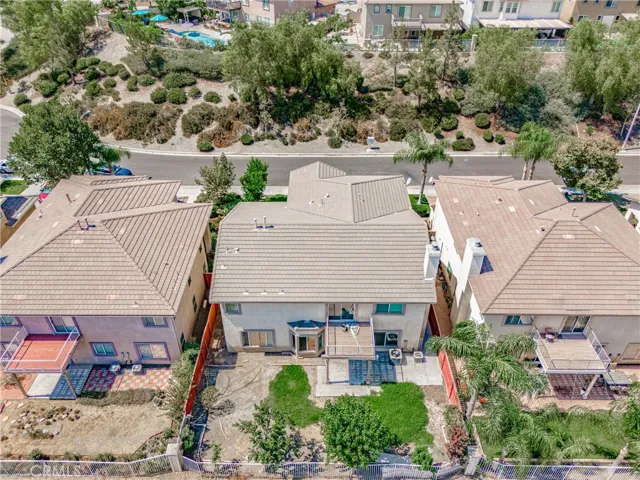 27 Ponte Loren, Lake Elsinore, California 92532