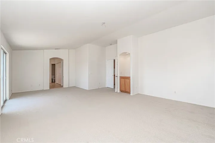 27 Ponte Loren, Lake Elsinore, California 92532