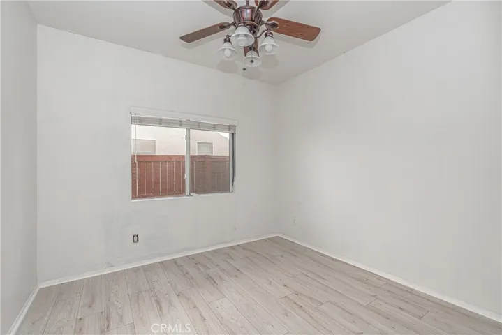 27 Ponte Loren, Lake Elsinore, California 92532