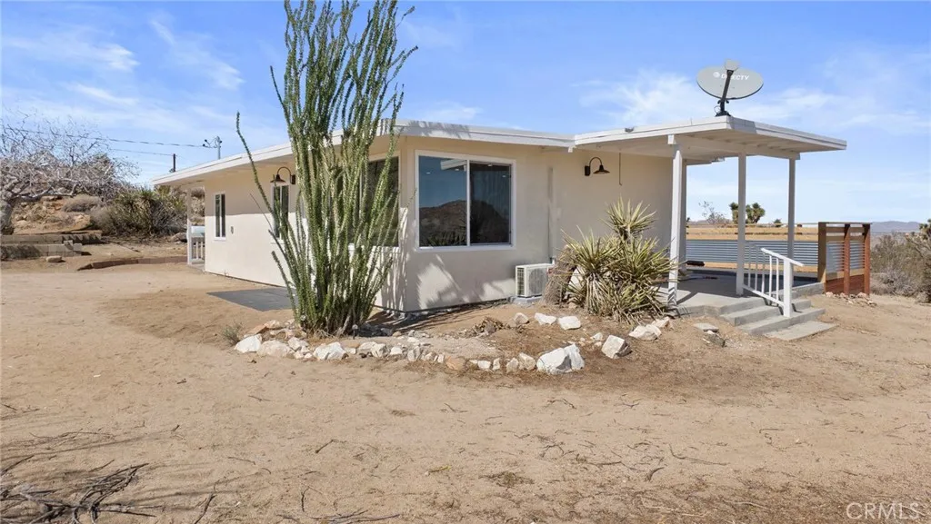 8587 Fleur Drive, Joshua Tree, California 92252 home-pic-7