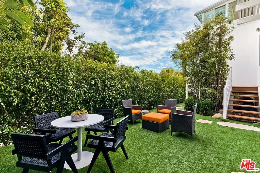 9316 Beverly Crest Drive, Beverly Hills, California 90210 home-pic-28