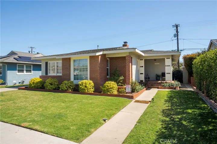 2652 Knoxville Avenue, Long Beach, California 90815