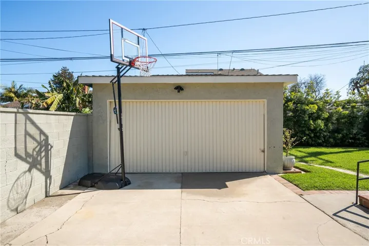 2652 Knoxville Avenue, Long Beach, California 90815