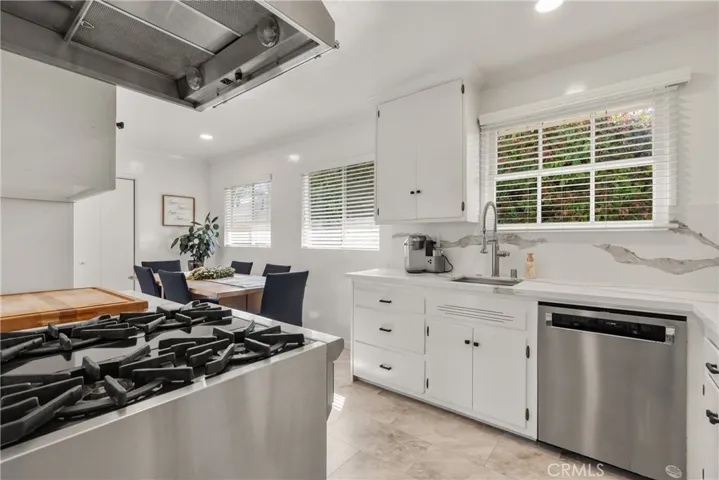 2652 Knoxville Avenue, Long Beach, California 90815